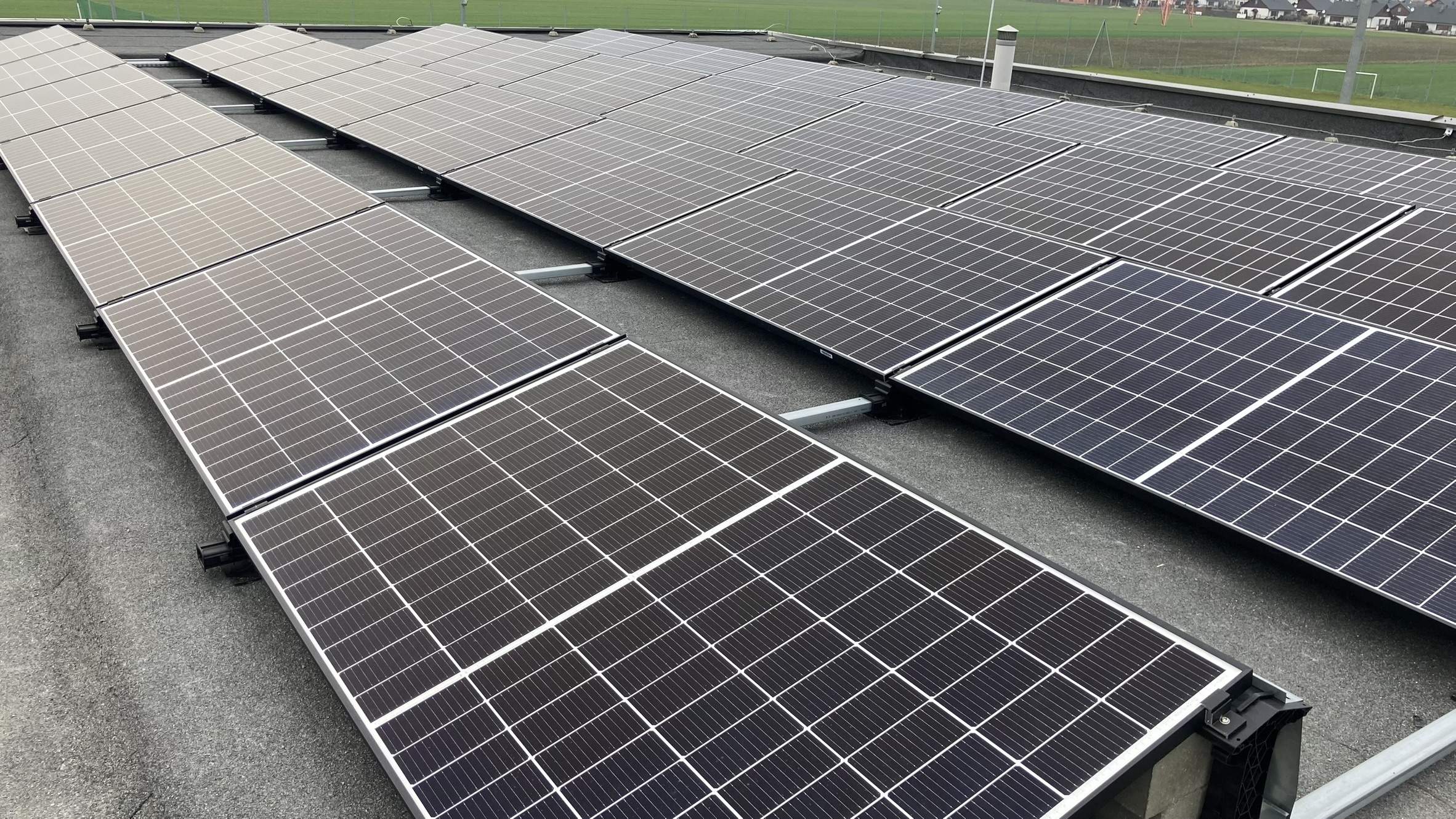 Fotowoltaika Kamionki dach płaski większa realizacja Energia z Głową